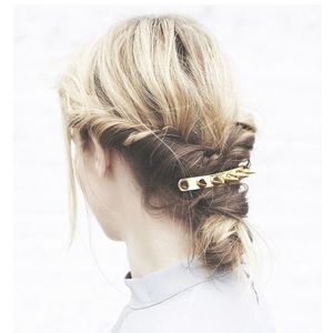 Jennifer Behr spiked barrette